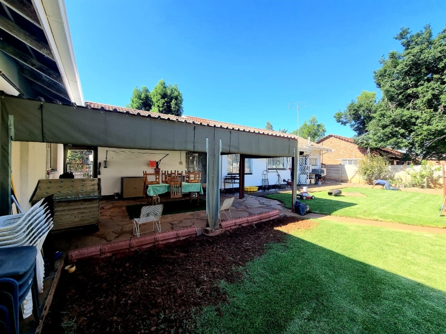 3 Bedroom Property for Sale in Riviera Northern Cape